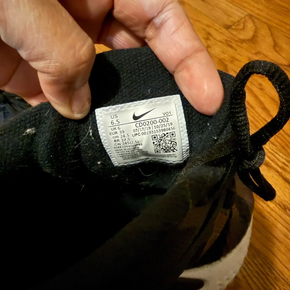 Nike Black and White Running Shoes